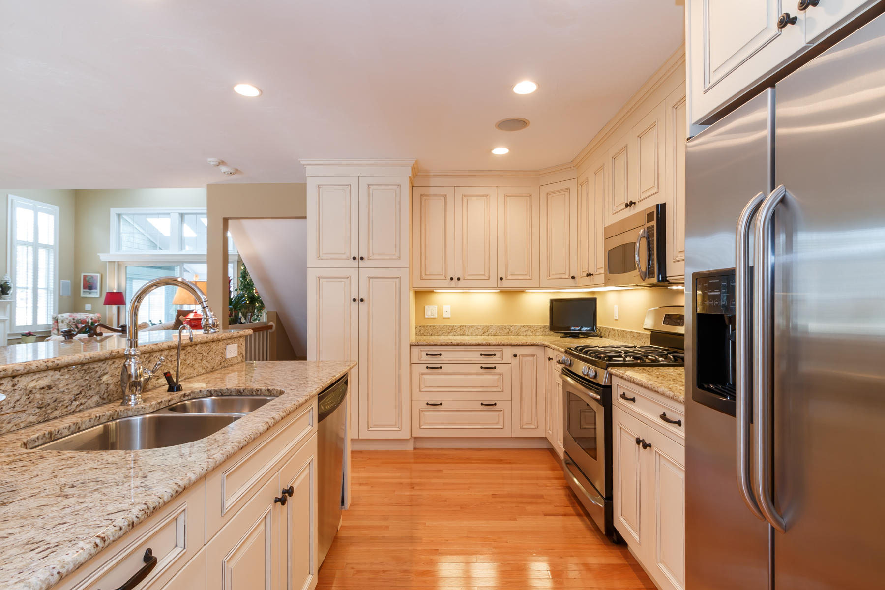 8 Northwest Landing Mashpee MA 02649
