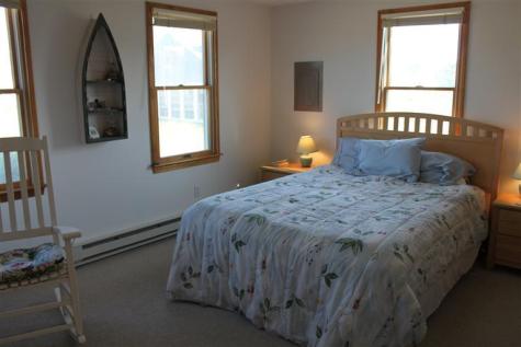 670 Shore Road MA 02652