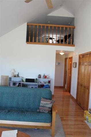 670 Shore Road MA 02652