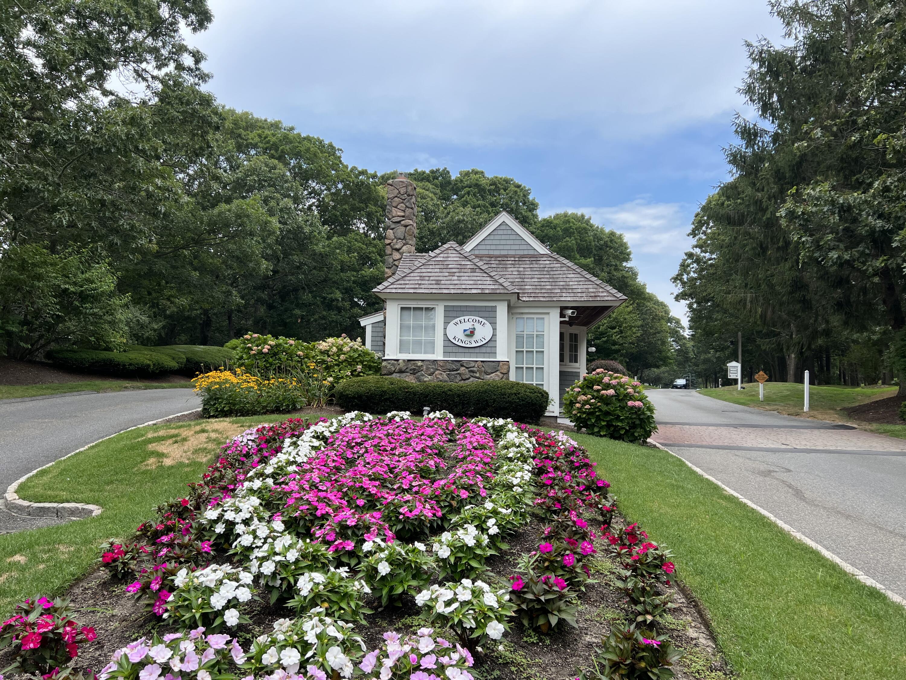 1107 Heatherwood Yarmouth MA 02675