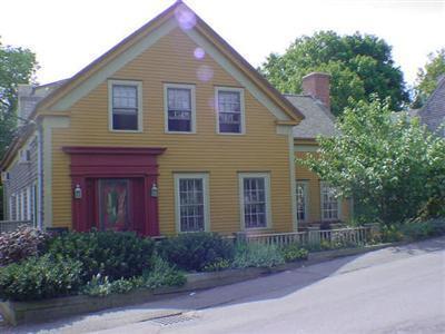 83 Bradford Street Provincetown MA 02657