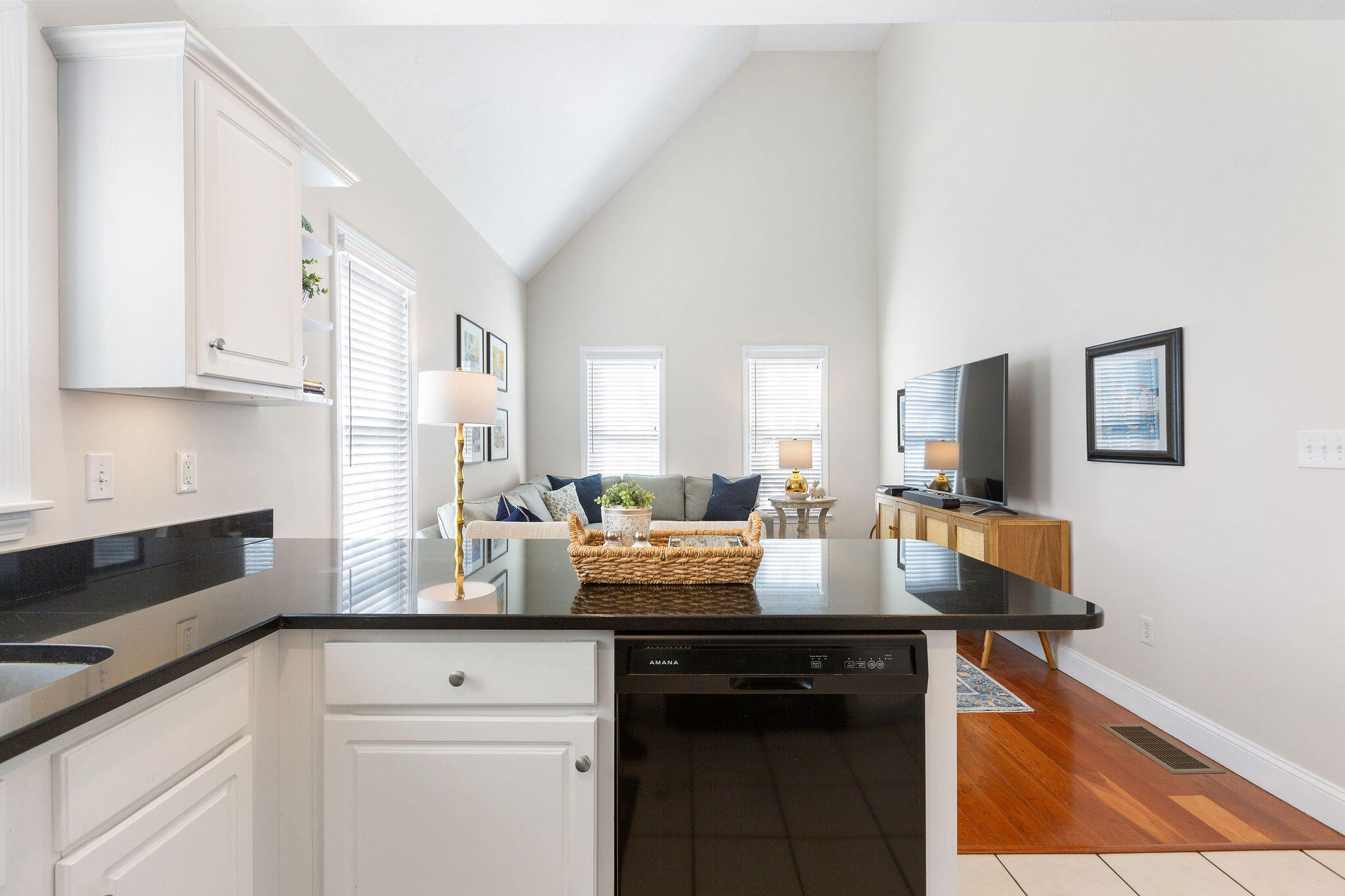 31 Stratford Ridge Mashpee MA 02649