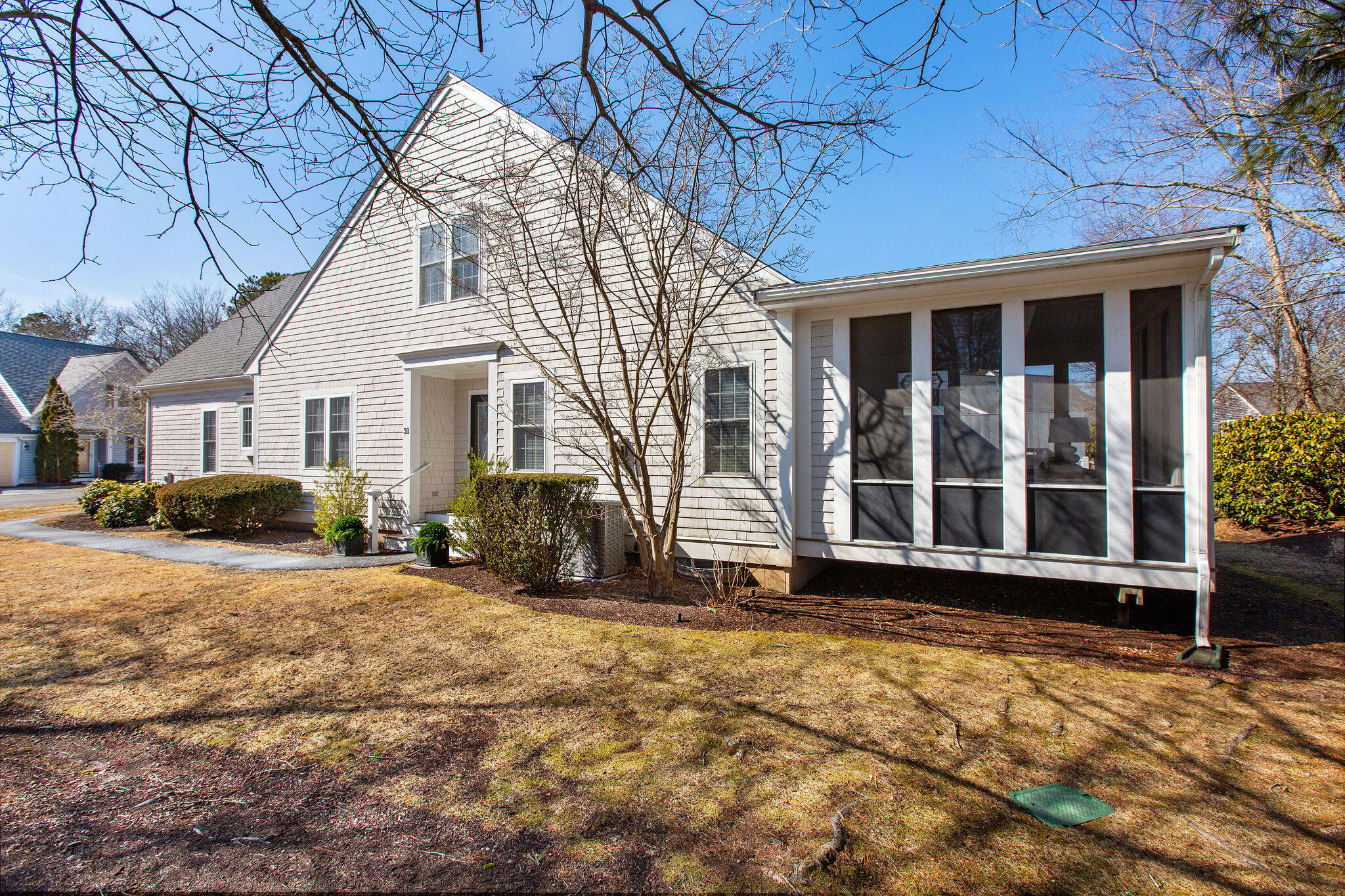 31 Stratford Ridge Mashpee MA 02649