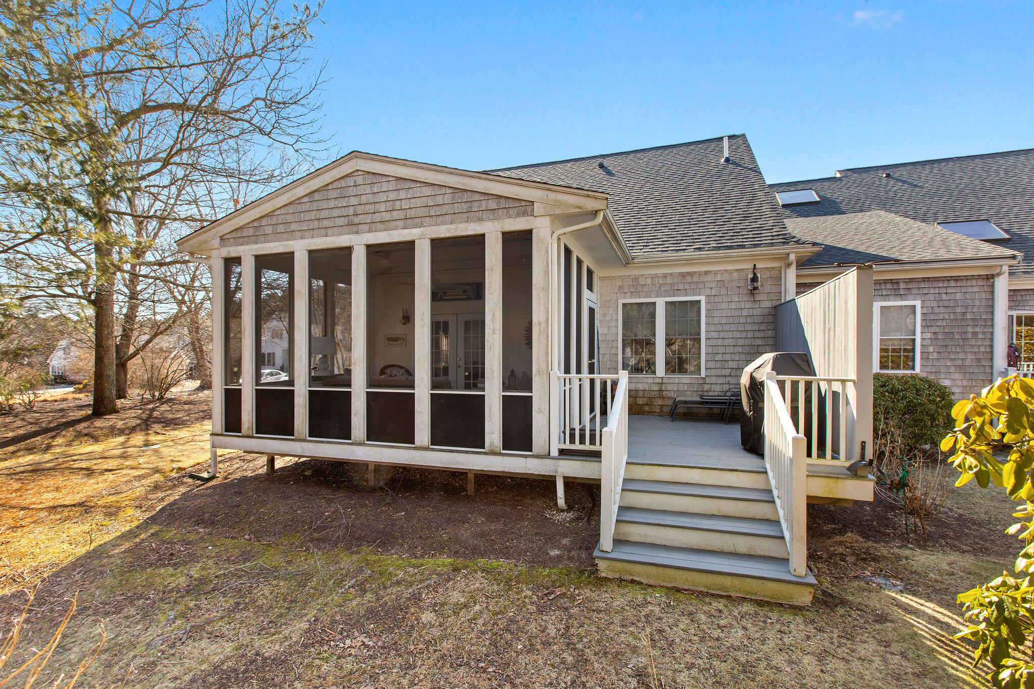 31 Stratford Ridge Mashpee MA 02649