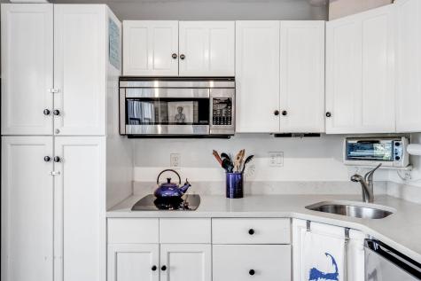 177 Bradford Street Provincetown MA 02657