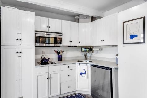 177 Bradford Street Provincetown MA 02657