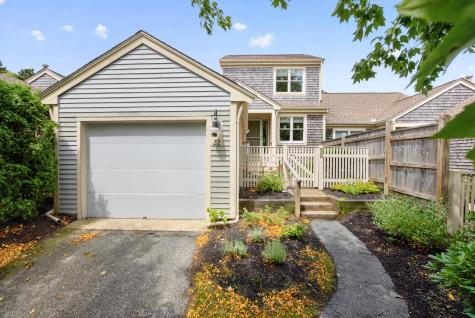 22 Blueberry Path Village Path Yarmouth Port MA 02675