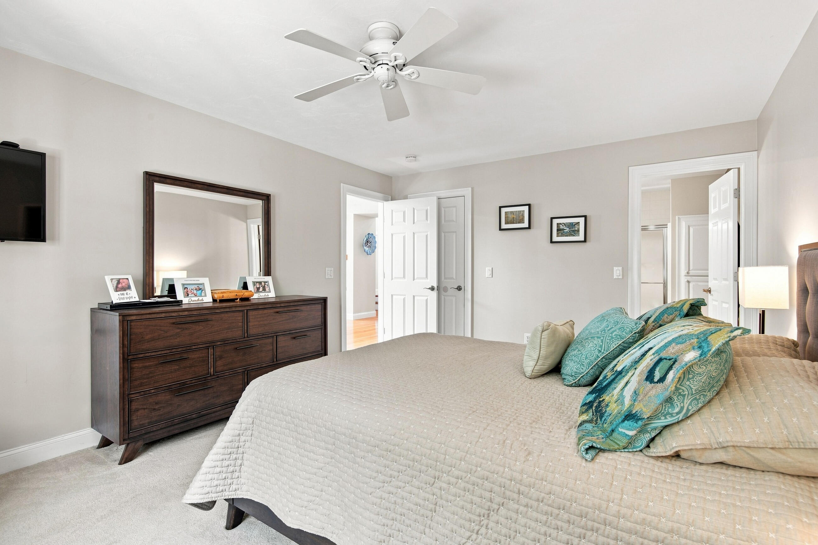 68 Gold Leaf Lane Mashpee MA 02649