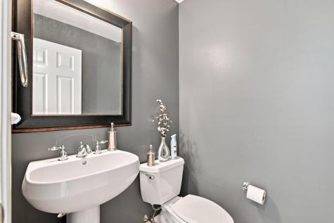 68 Gold Leaf Lane Mashpee MA 02649