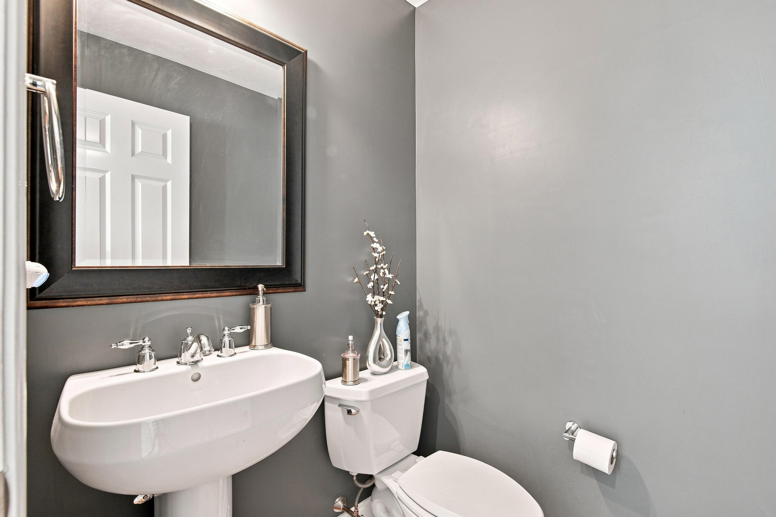 68 Gold Leaf Lane Mashpee MA 02649