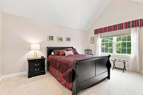 68 Gold Leaf Lane Mashpee MA 02649
