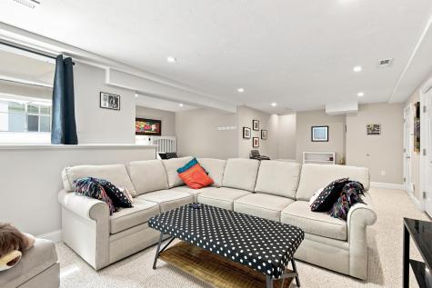 68 Gold Leaf Lane Mashpee MA 02649