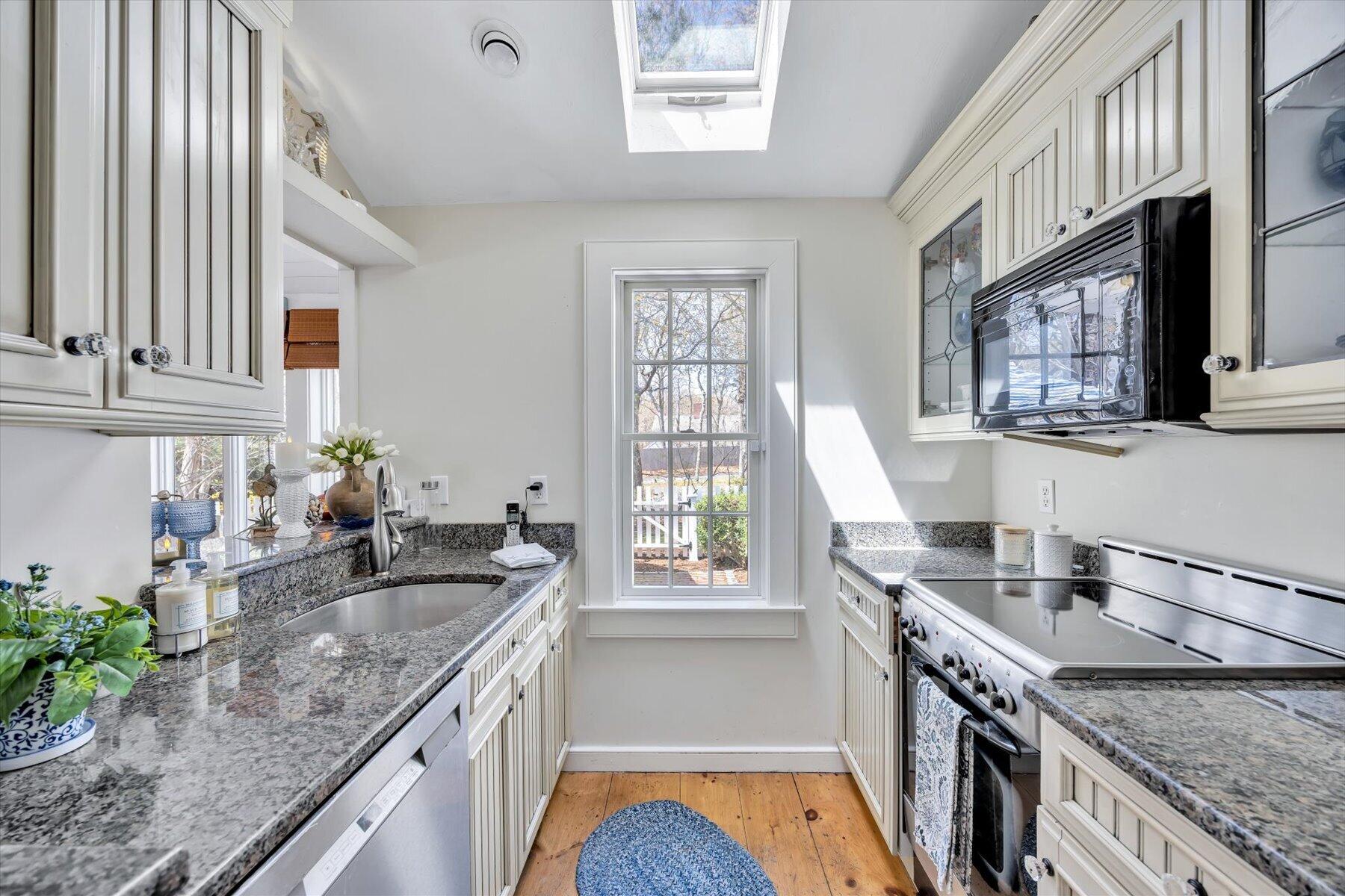 28 Flying Cloud Circle Mashpee MA 02649