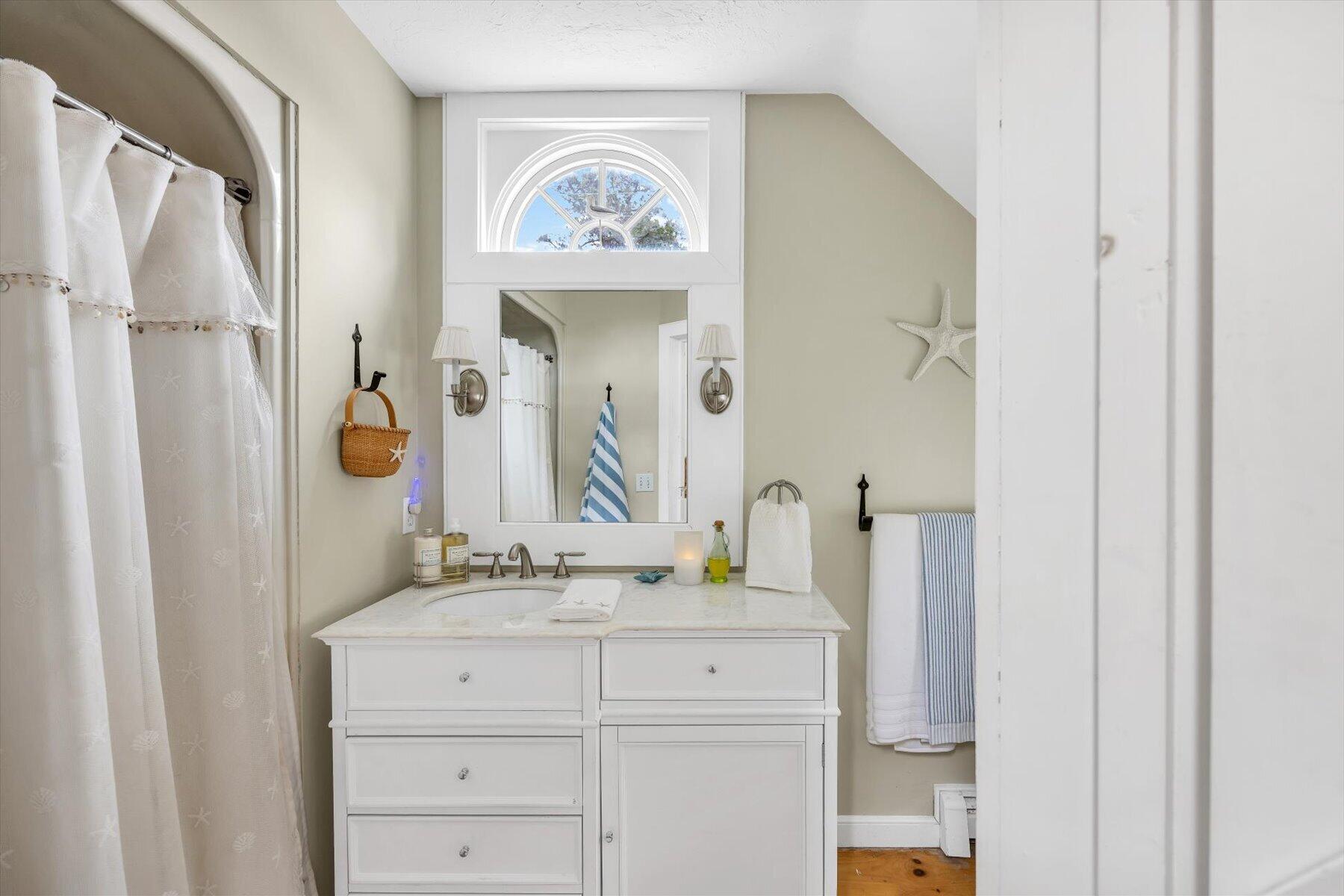 28 Flying Cloud Circle Mashpee MA 02649