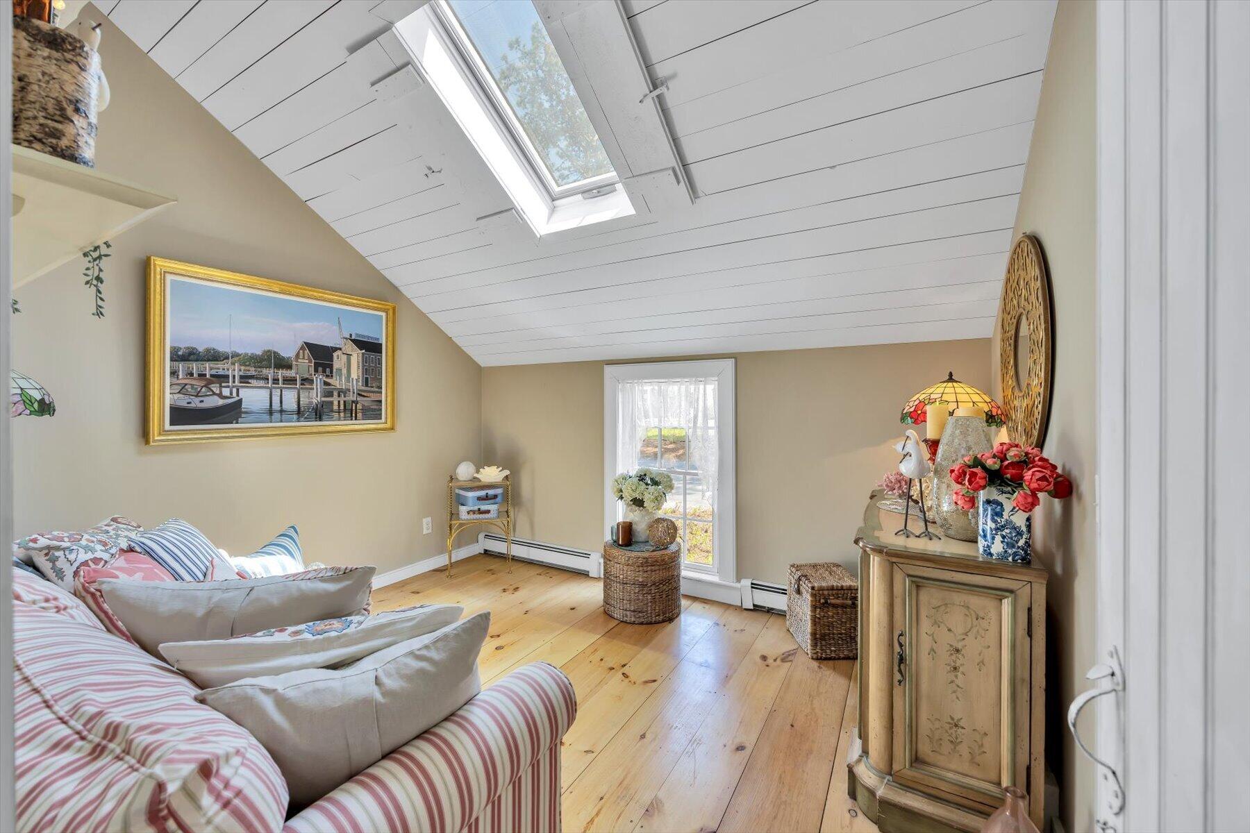 28 Flying Cloud Circle Mashpee MA 02649