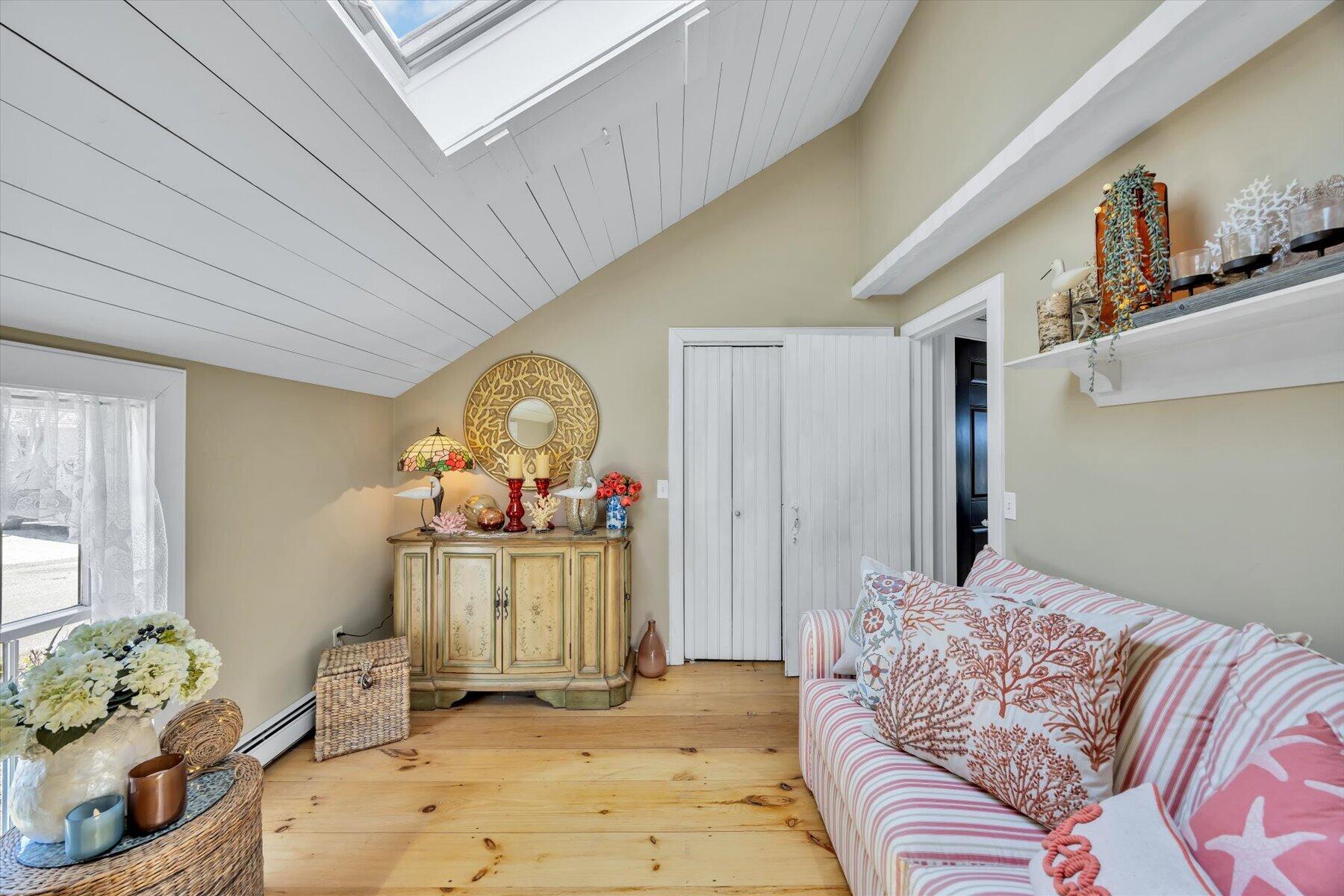 28 Flying Cloud Circle Mashpee MA 02649
