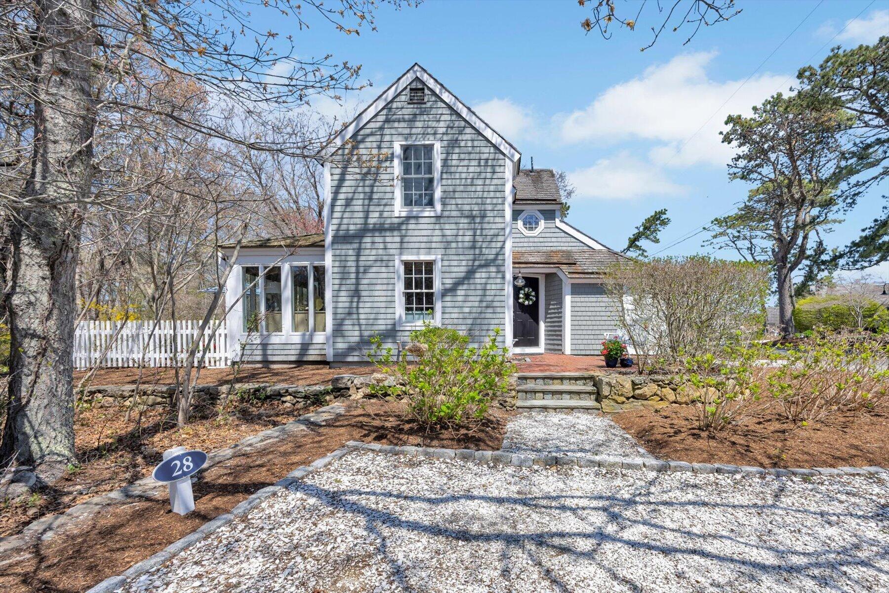 28 Flying Cloud Circle Mashpee MA 02649