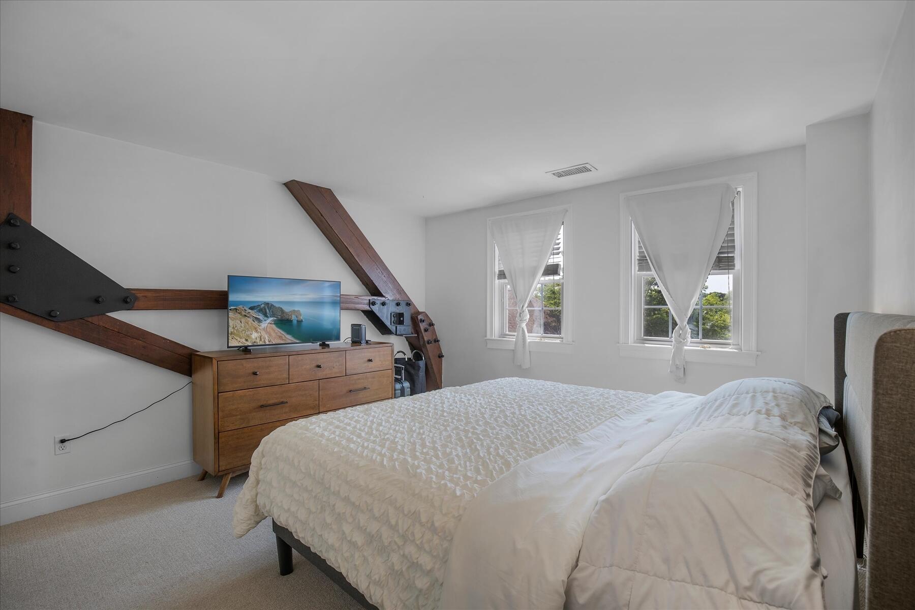 615 Main Street Hyannis MA 02601