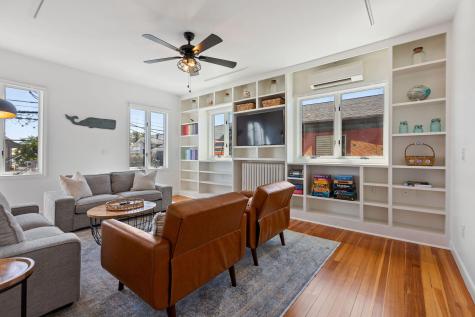 290 Commercial Street Provincetown MA 02657