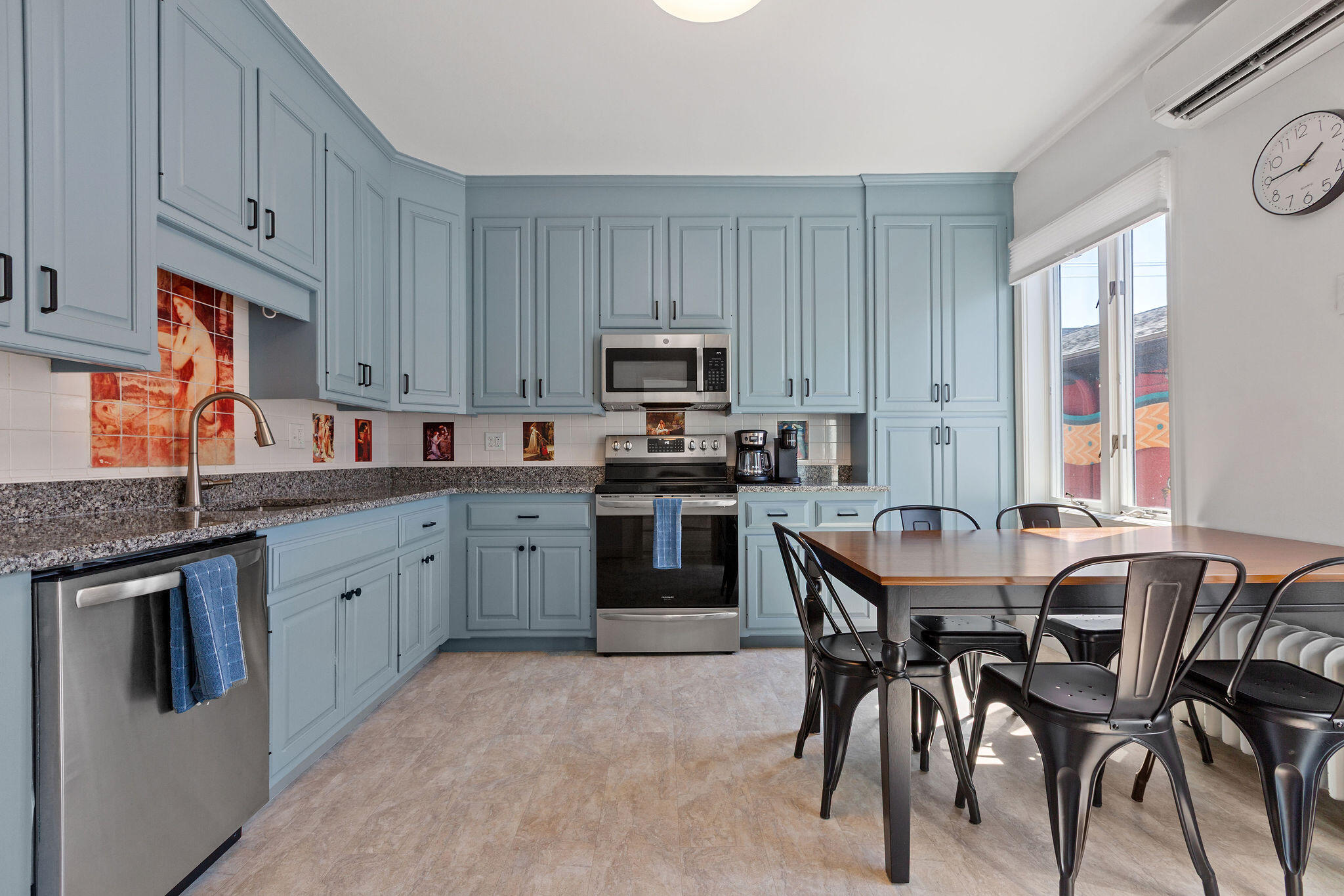 290 Commercial Street Provincetown MA 02657