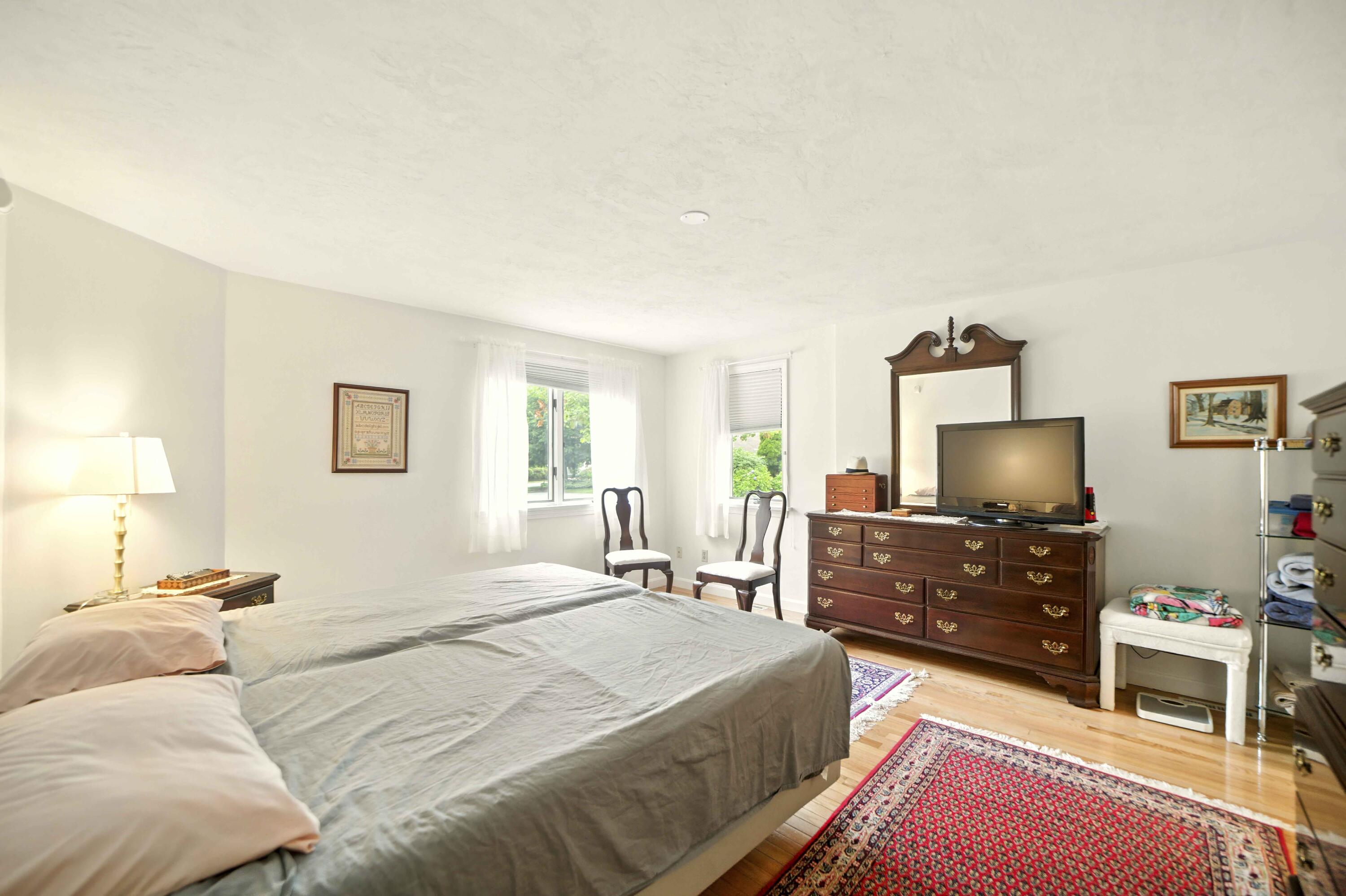 5 Kettle Lane Mashpee MA 02649