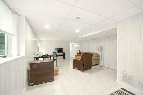 5 Kettle Lane Mashpee MA 02649