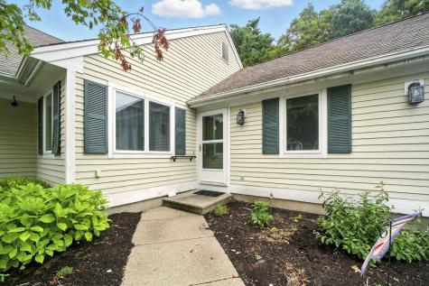 5 Kettle Lane Mashpee MA 02649