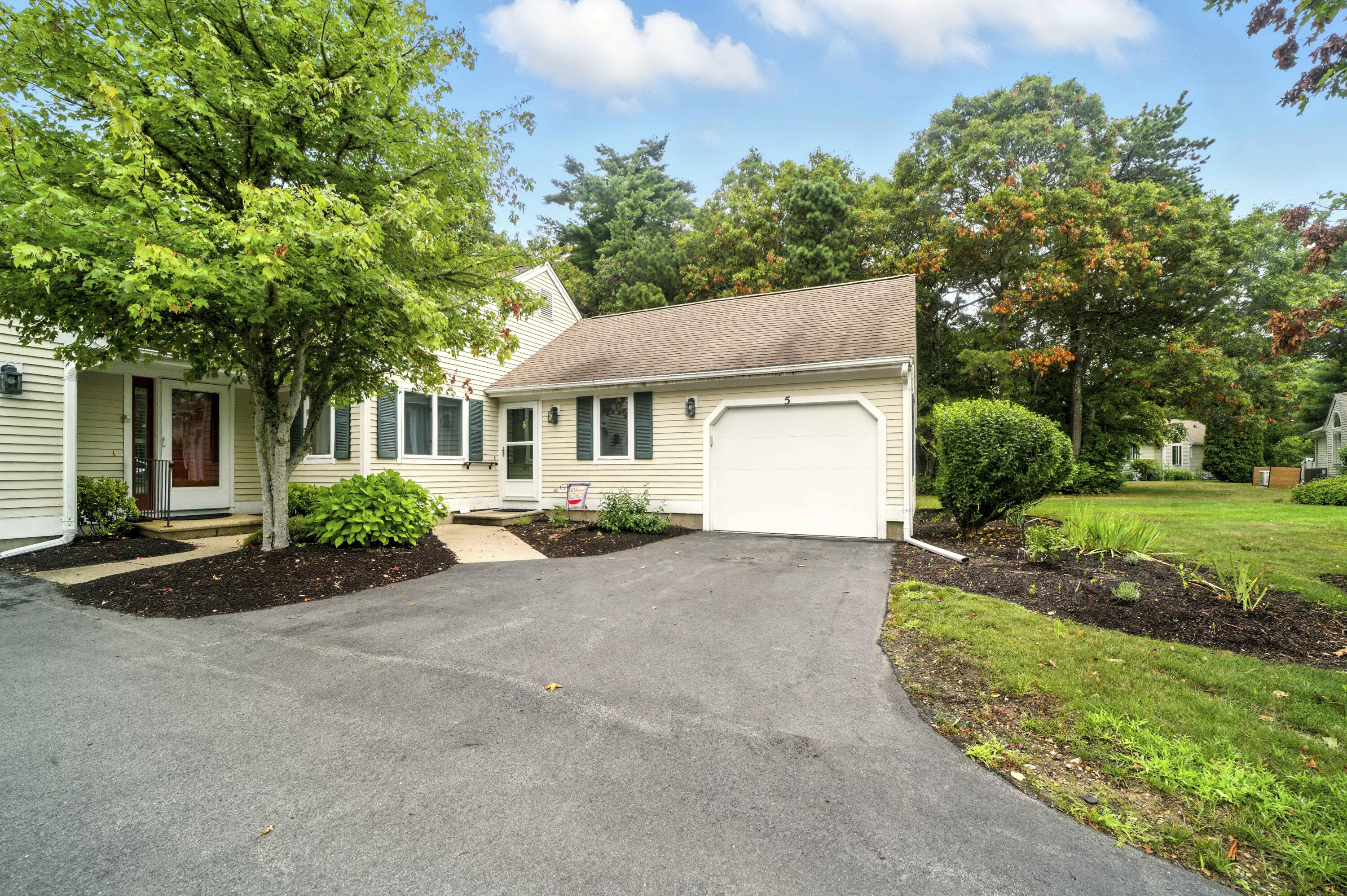 5 Kettle Lane Mashpee MA 02649