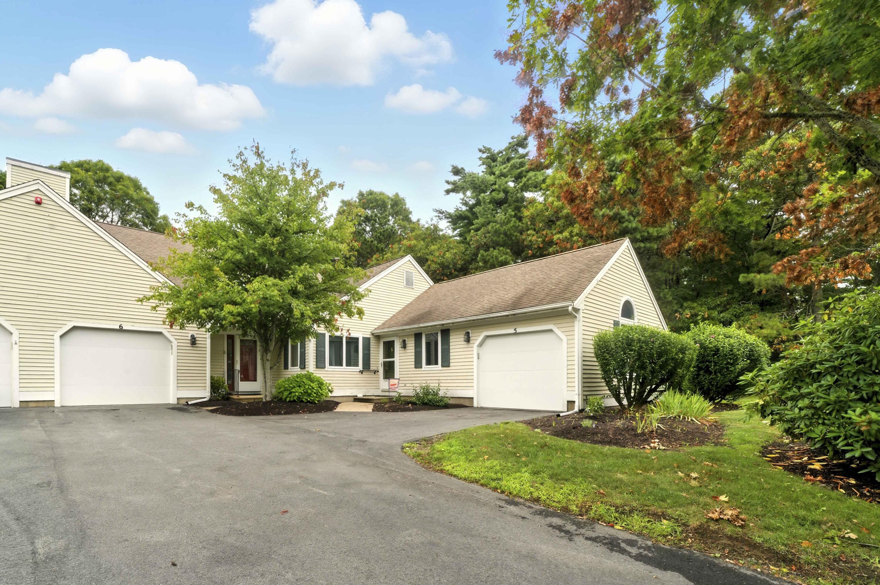 5 Kettle Lane Mashpee MA 02649