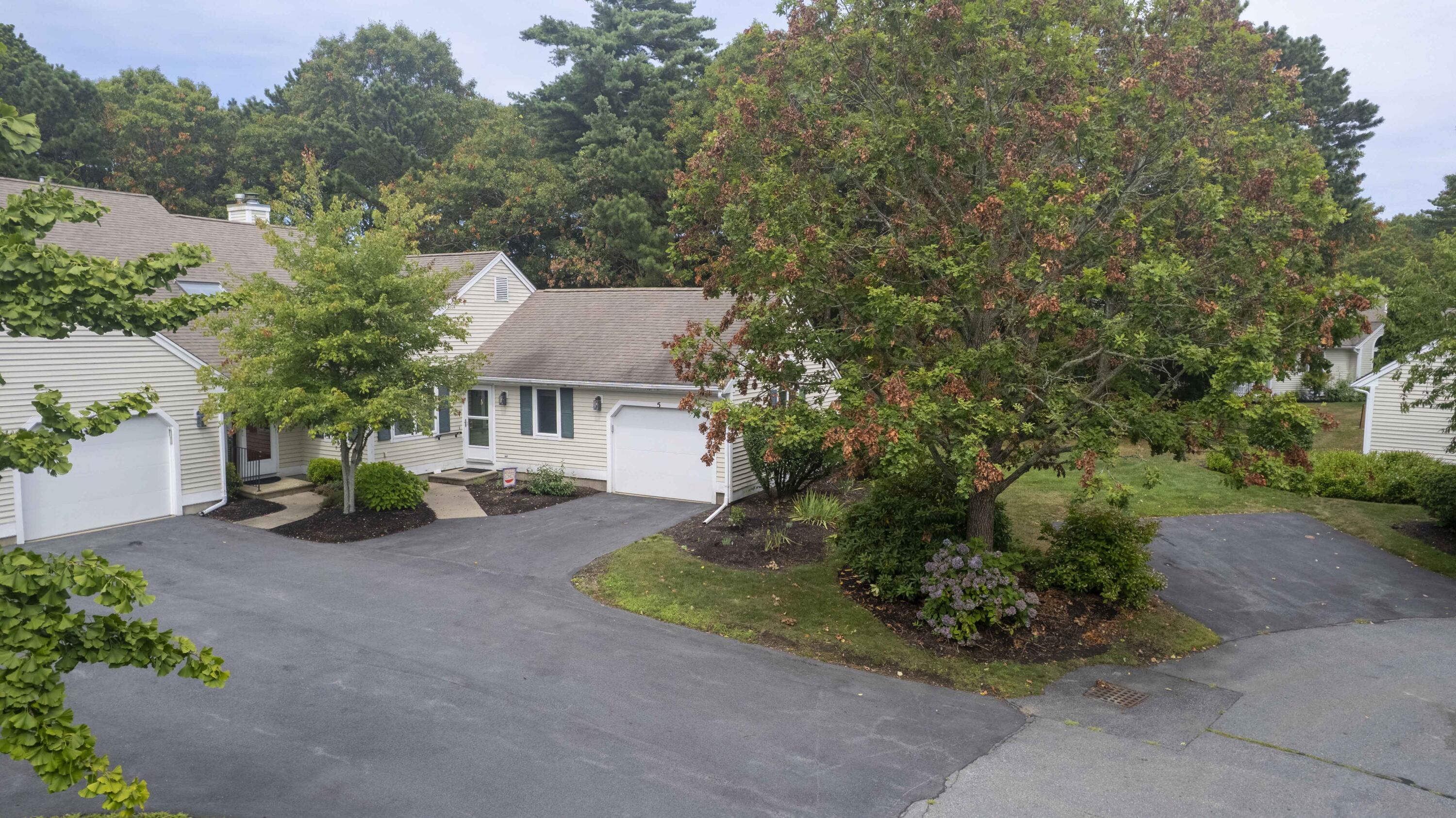 5 Kettle Lane Mashpee MA 02649