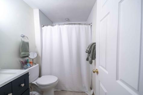 5 Kettle Lane Mashpee MA 02649