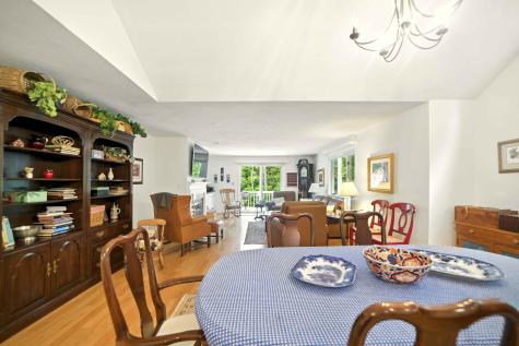 5 Kettle Lane Mashpee MA 02649