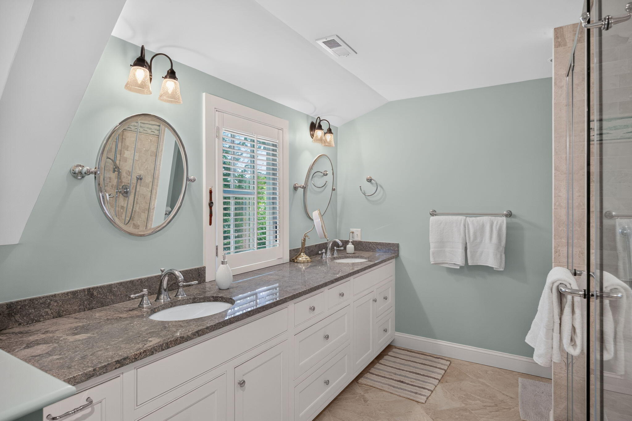 15 Shattuck Place Chatham MA 02633