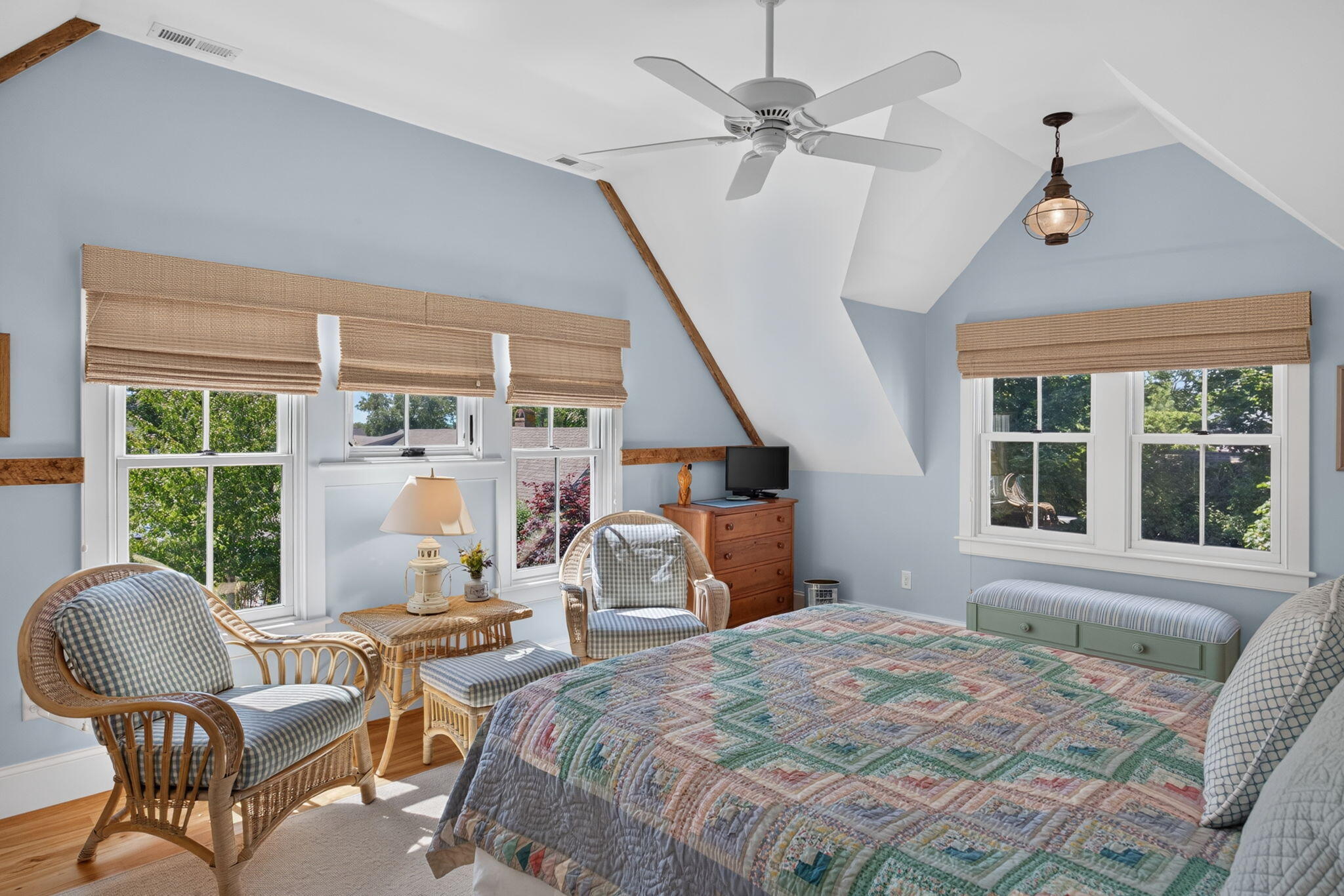 15 Shattuck Place Chatham MA 02633