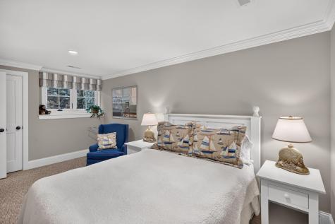 15 Shattuck Place Chatham MA 02633