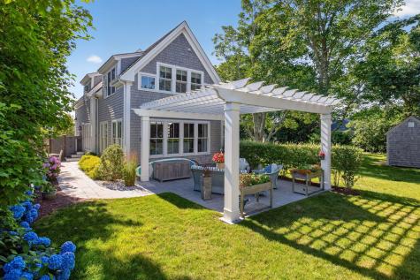 15 Shattuck Place Chatham MA 02633
