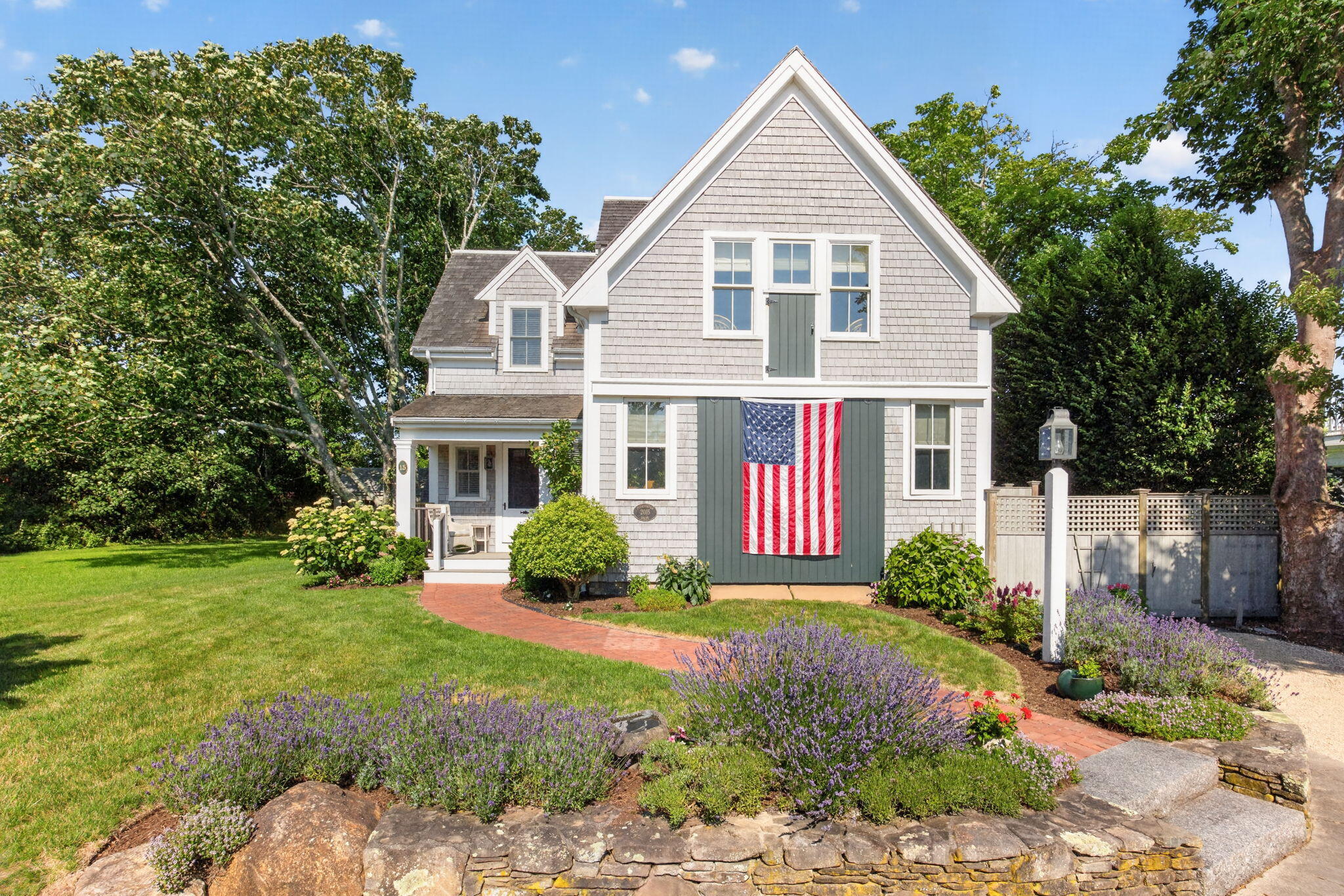 15 Shattuck Place Chatham MA 02633