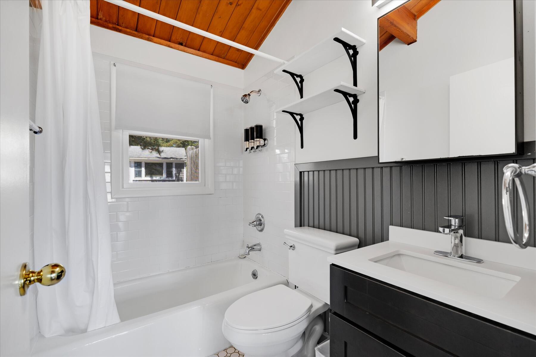 100 Hiawatha Road Wellfleet MA 02667