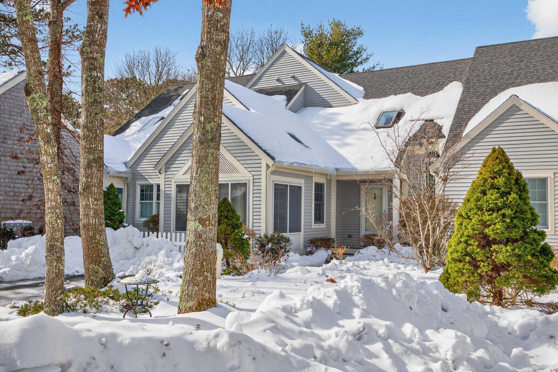 16 Gold Leaf Lane Mashpee MA 02649