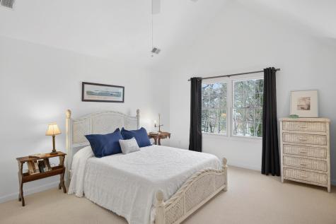 16 Gold Leaf Lane Mashpee MA 02649