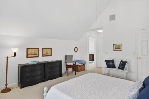 16 Gold Leaf Lane Mashpee MA 02649