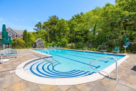 16 Gold Leaf Lane Mashpee MA 02649