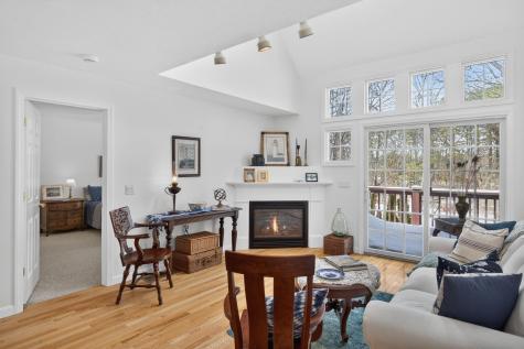 16 Gold Leaf Lane Mashpee MA 02649