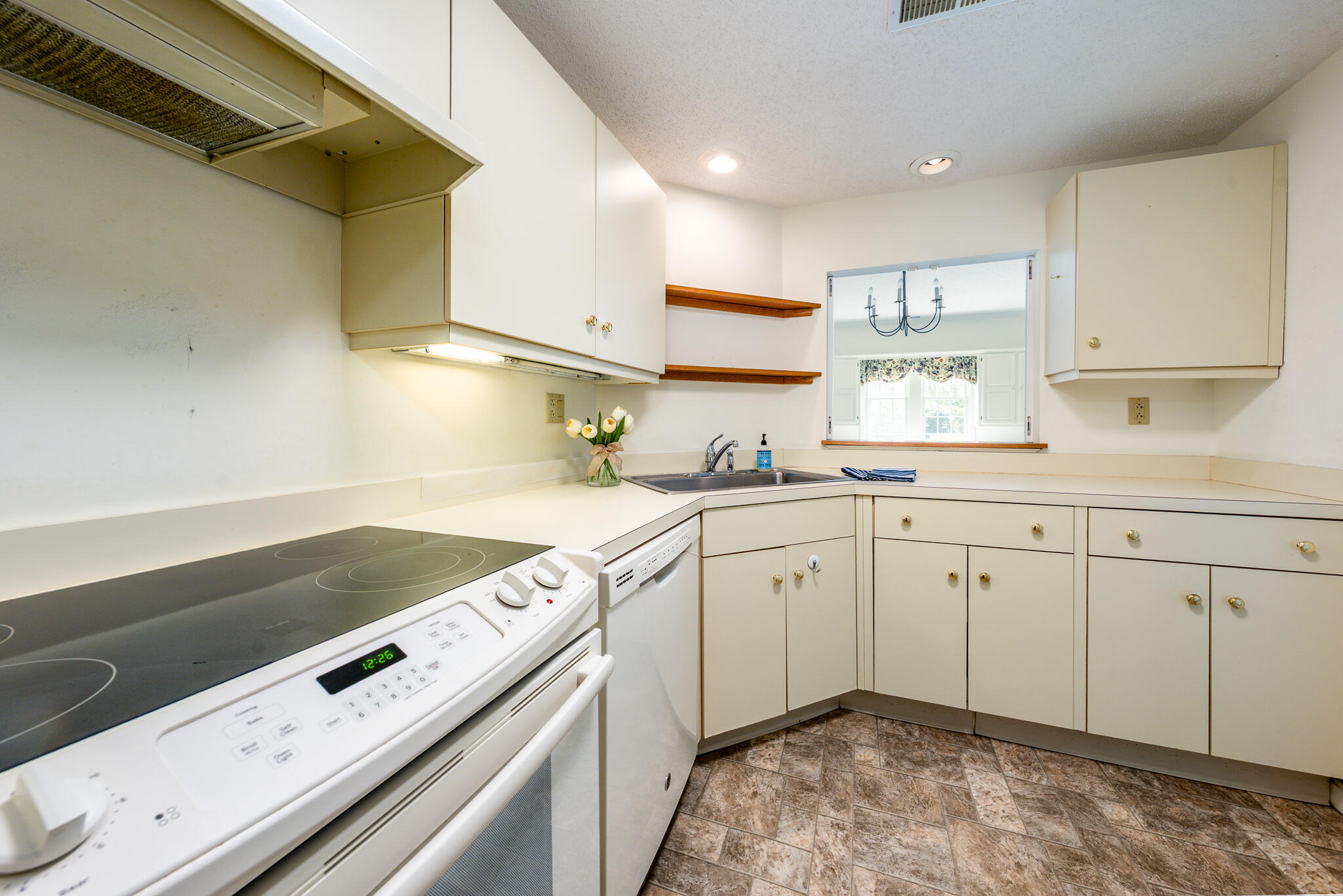 5102 Heatherwood Yarmouth MA 02675