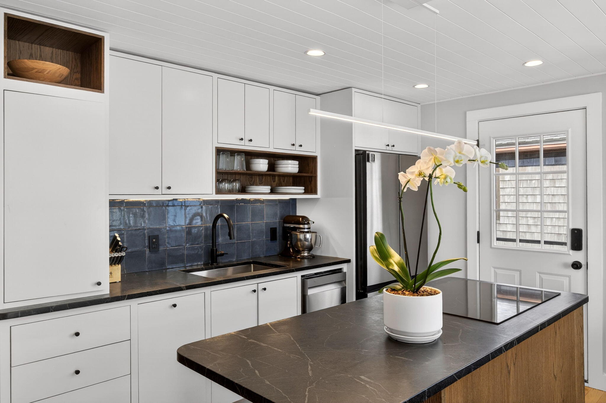 945 Commercial Street, Unit 3d, Provincetown MA photo 2