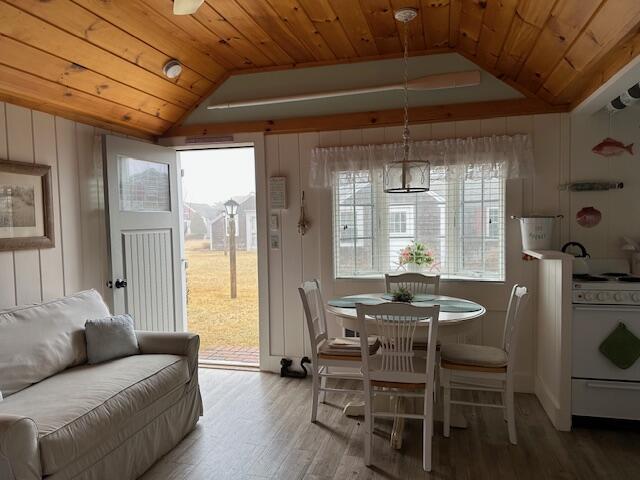 135 South Shore Drive Yarmouth MA 02664