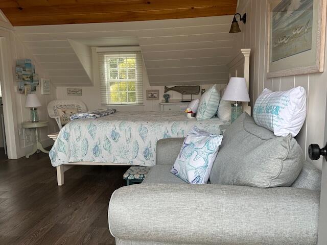 135 South Shore Drive Yarmouth MA 02664