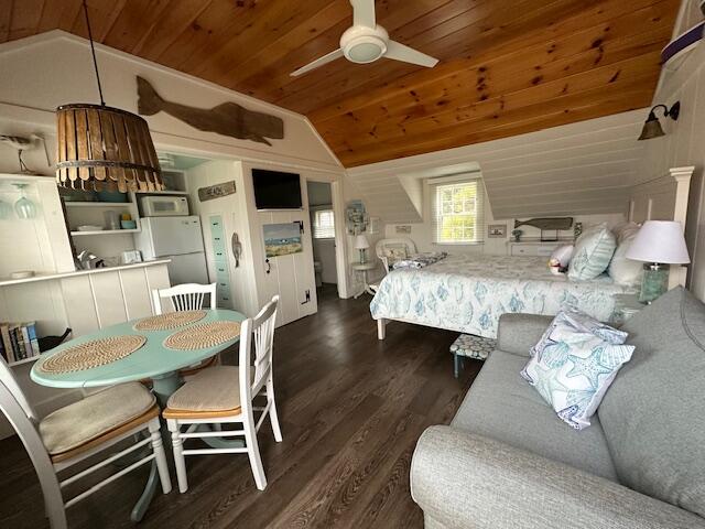 135 South Shore Drive Yarmouth MA 02664