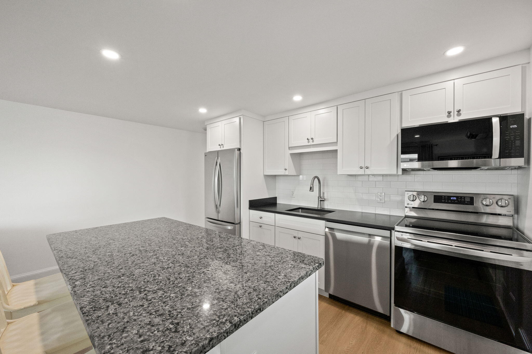 945 Commercial Street Provincetown MA 02657