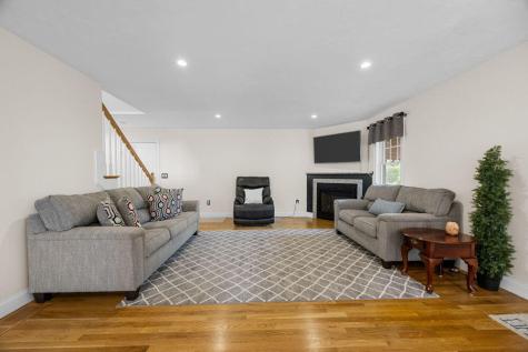 56 Carriage Shop Road Falmouth MA 02536